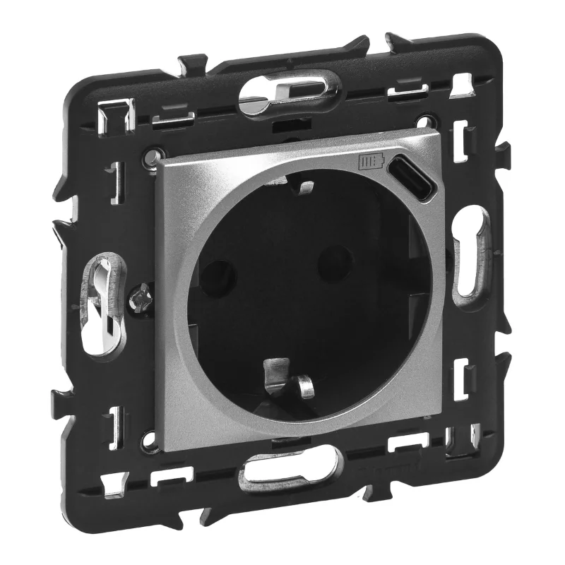 Legrand Schuko socket 16A with USB type C 1.5A 7.5W 2M Aluminium - Legrand Mosaic 079371L