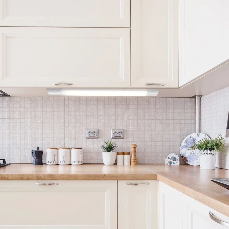Batten Light – LED lighting for kitchen in white, 600mm, 20W, 4000K