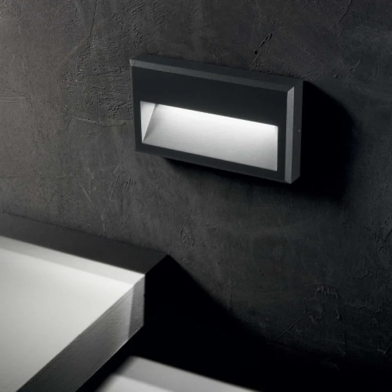 Луни за външен монтаж Febe 250854 – Ideal Lux LED фасадна луна за външен монтаж в антрацит, 6W, 3000K, IP65