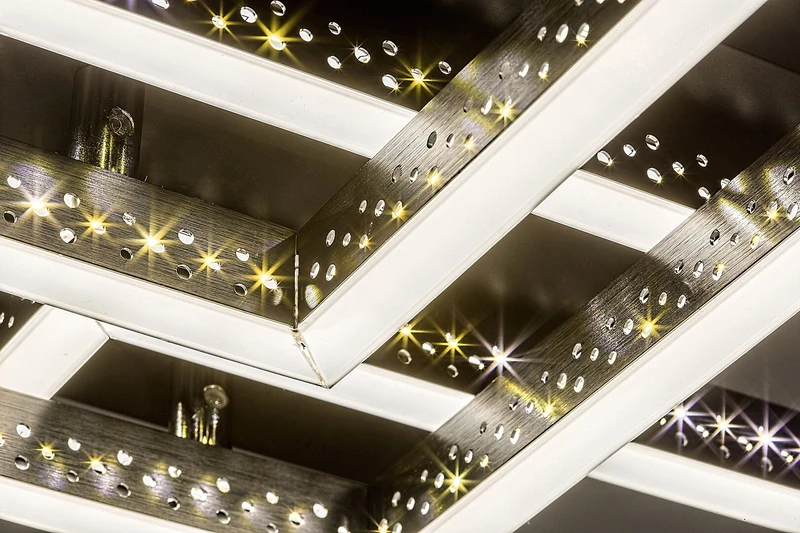 Casimir – LED плафон в черен мат с бели абажури, 710×530мм, 35W, 4000K