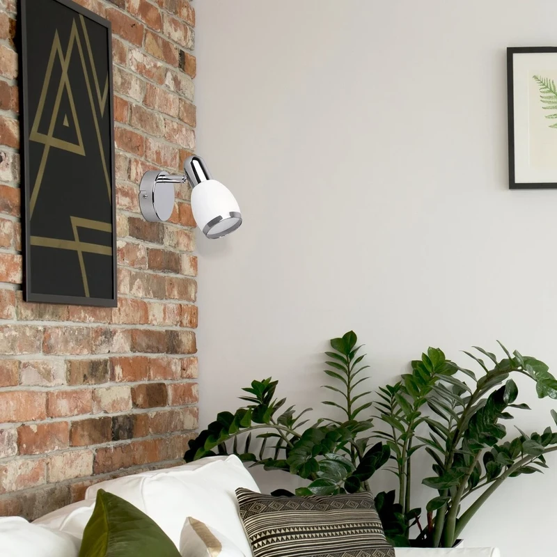 Elite – wall spotlight in chrome with white glass, 80×130mm, 1×E14, IP20