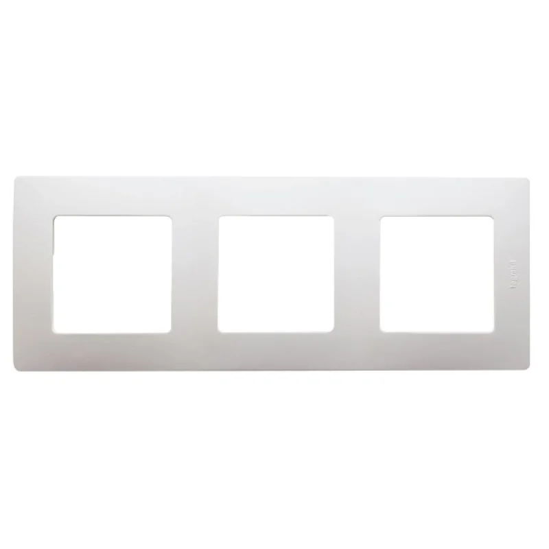Legrand Рамка 3x Крем - Legrand Niloe 665013