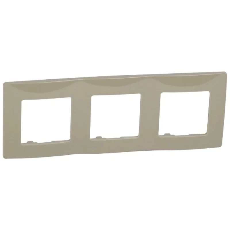 Legrand Рамка 3x Кафе - Legrand Niloe 665033