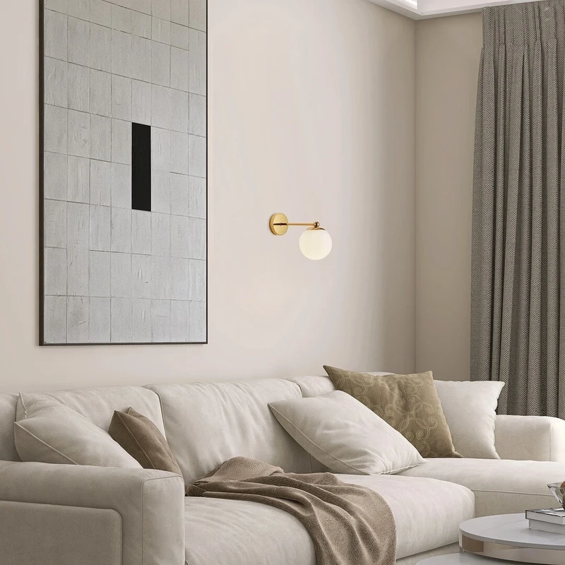 Kiara – modern wall light in gold with white glass, Ø130mm, 1×E27