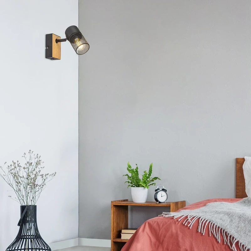 Metta – industrial spotlight in colour oak with black shade, Ø60mm, 1×E14