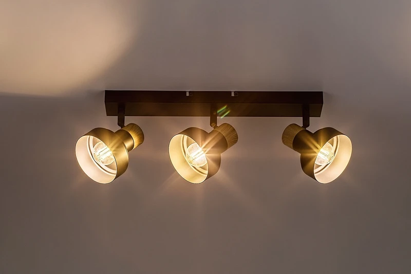 Saskia – triple spotlight lamp in black with oak, 450×100mm, 3×E14, IP20