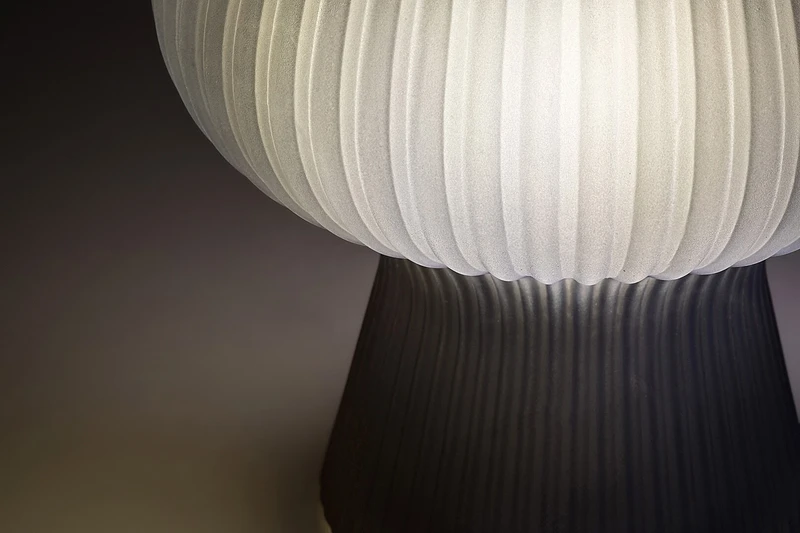 Vinelle – decorative table lamp from tinted glass, Ø145mm, 1×E14