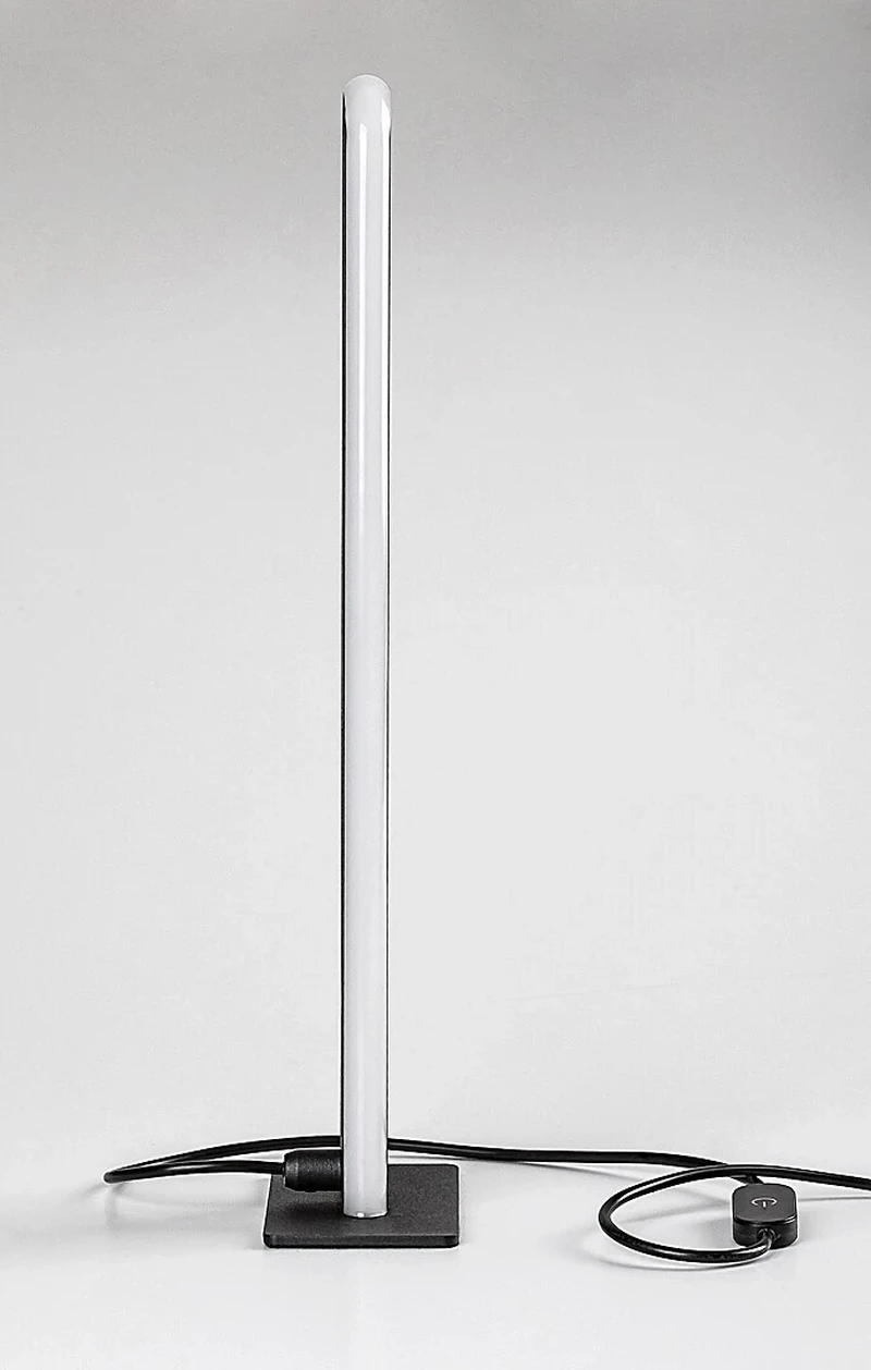 Sindri – LED настолна лампа в черно с бял абажур, 350мм, 15W, 3000-4000K