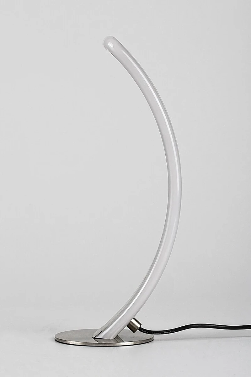 Jarnelle – LED настолна лампа в сатениран хром с бял абажур, Ø125мм, 12W, 3000K