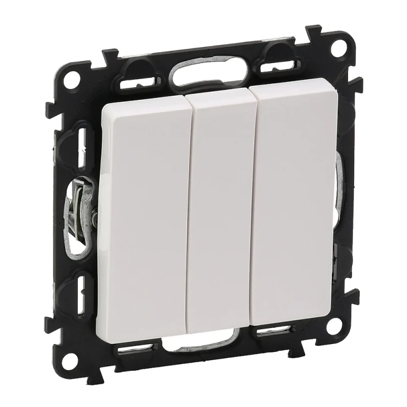 Legrand Triple switch White - Legrand Valena Life 752103