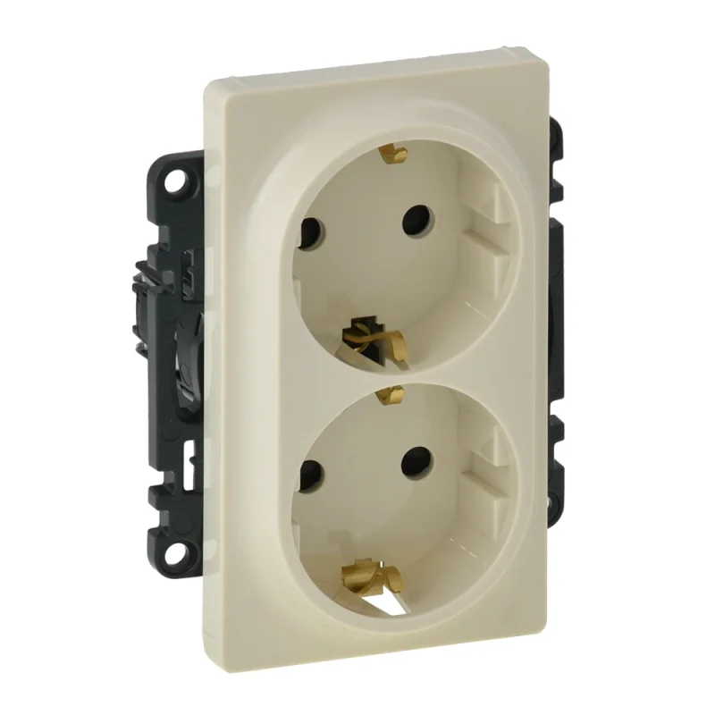 Legrand Контакт шуко двоен 2P+E Кремав - Legrand Valena Life 753226