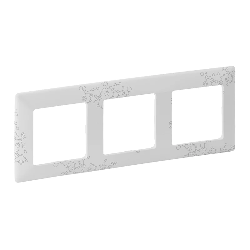 Рамка 3х Фигурал - Legrand Valena Life 754123