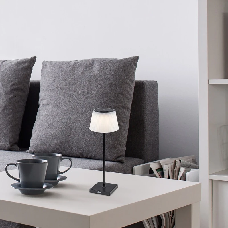 Taena – LED table lamp in black with white shade, Ø130mm, 4W, 3000-5000K, IP44