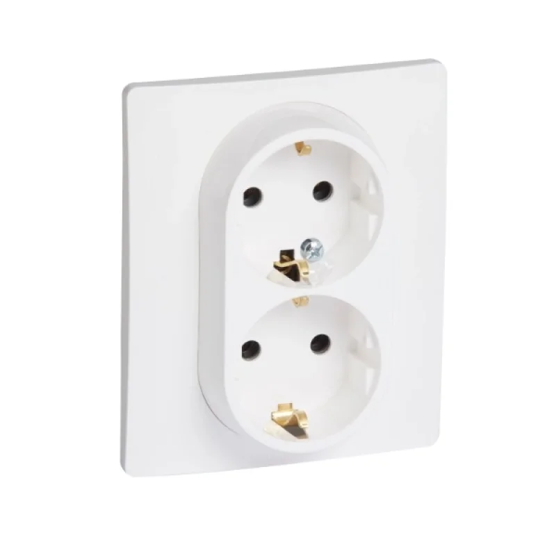 Legrand Schuko socket double with frame 2P+E 16A White - Legrand Niloe 764534
