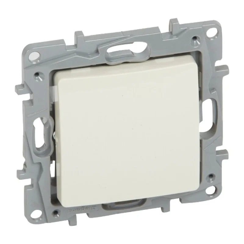 Legrand Two-way switch 10A Cream - Legrand Niloe 764601