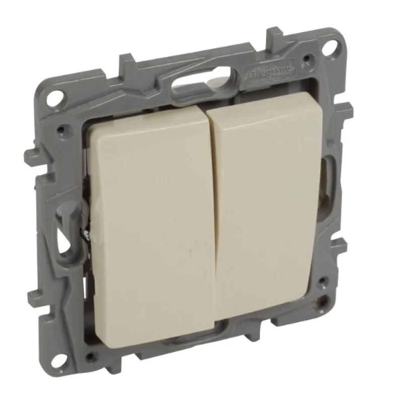 Legrand Switch double 10A Cream - Legrand Niloe 764606