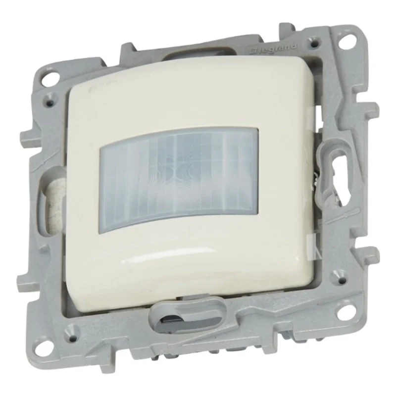 Legrand Automatic switch with PIR sensor 180°, range 8m, 3-wired /requires neutral/ Cream - Legrand Niloe 764682
