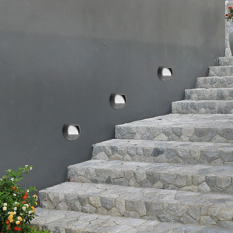 Narmada – соларна LED стенна лампа в черно/бяло, 105×95мм, 0.5W, 4000K, IP44