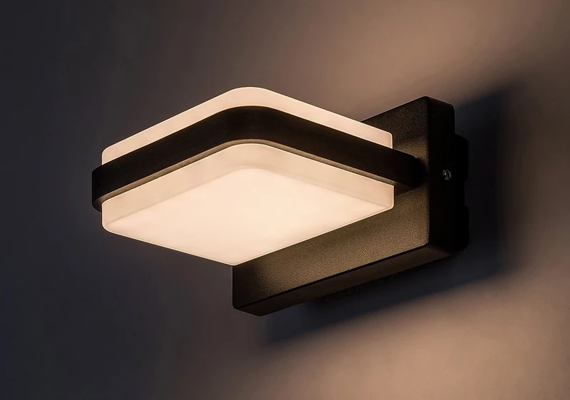 Gendt – LED outdoor wall light in black with white diffuser, 120×60mm, 12W, 3000K, IP44