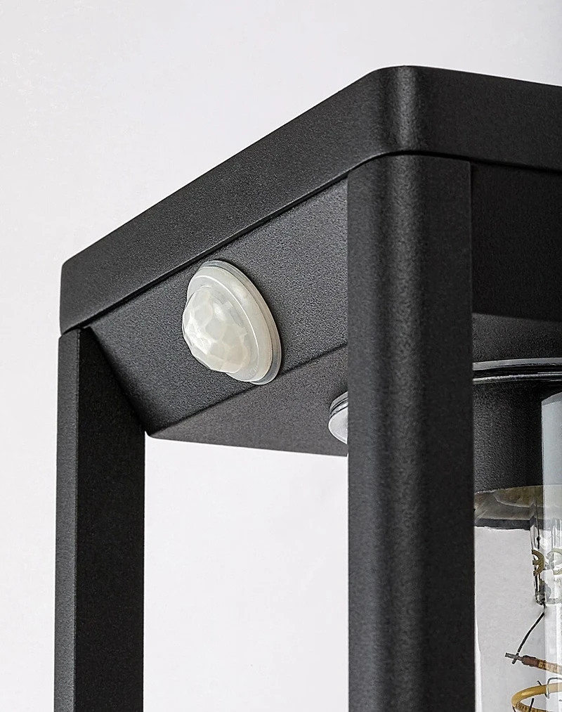 Zernest – modern facade wall light in black with motion sensor, 150×270mm, IP54, E27