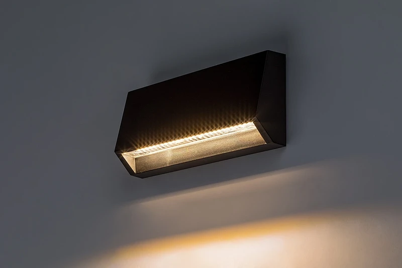 Ibar – LED стенна лампа за стълби в черно, 160×70мм, IP54, 3000K