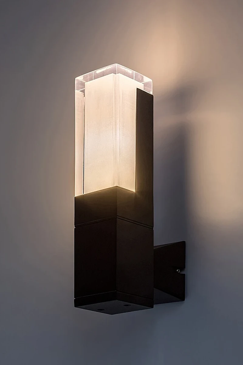 Darvas – LED външна стенна лампа в черно, 65×280мм, 7W, 2700/4000/6000K, IP54
