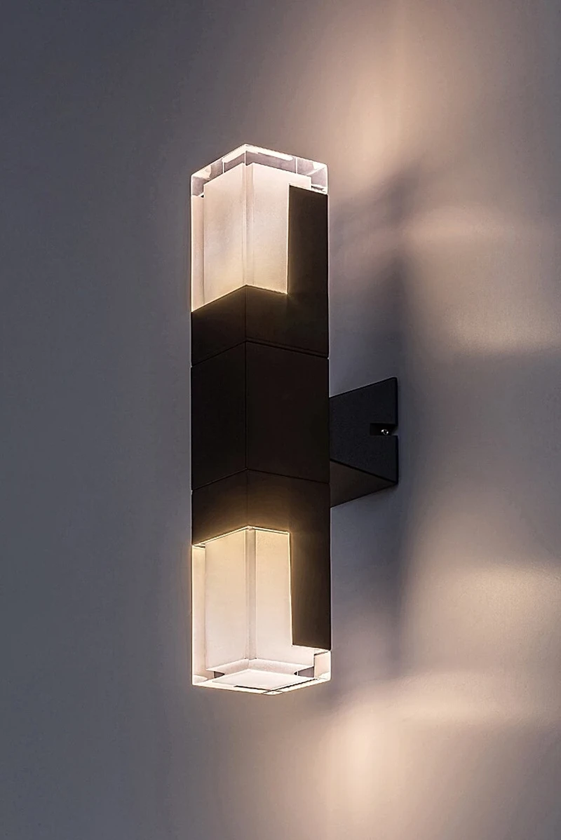 Darvas – LED стенна лампа за външен монтаж в черно/бяло, 350мм, 12W, 2700-6000K