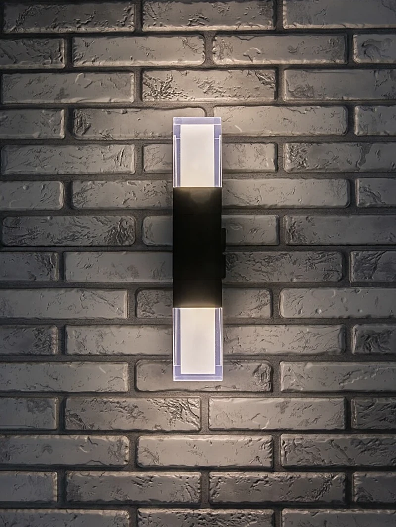 Darvas – LED стенна лампа за външен монтаж в черно/бяло, 350мм, 12W, 2700-6000K