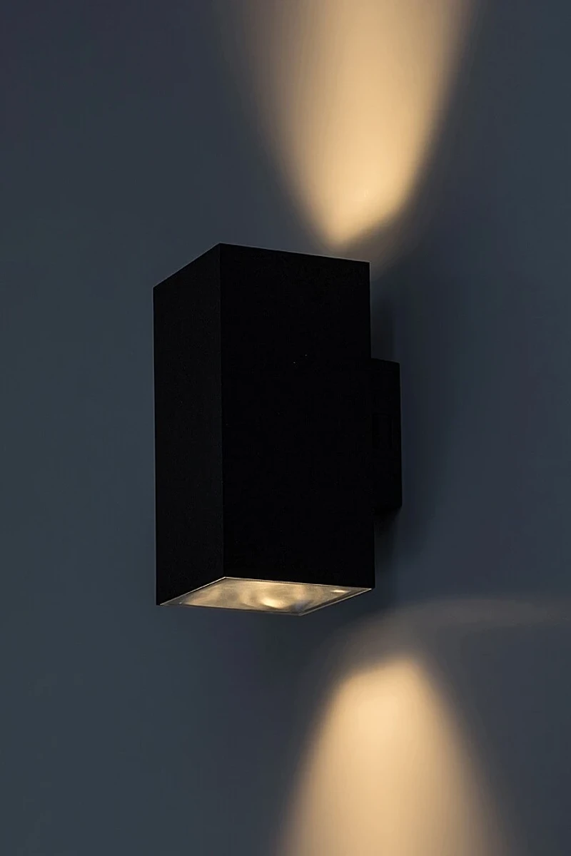 Urfa – LED външна стенна лампа в черно/бяло, 75×160мм, 18W, 2700-6500K, IP65