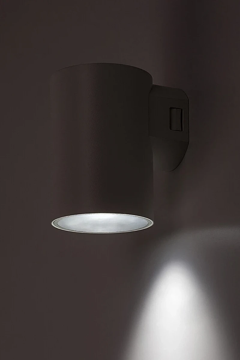 Urfa – LED outdoor wall light in white, Ø75mm, 9W, 2700-6500K, IP65