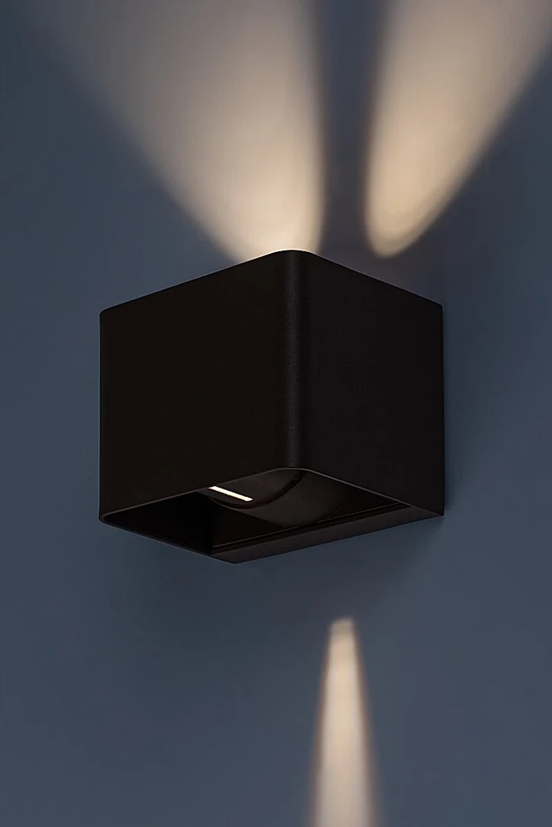 Hallstatt – LED outdoor wall light in brown with clear glass, 100×80mm, 10W, 3000K