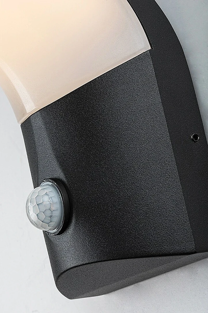 Tolna – LED стенна лампа за екстериор в черно с бял абажур, 120×250мм, 10W, 3000K, IP54