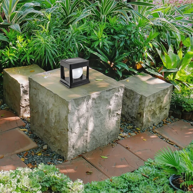 Holne – solar garden lamp in black/white, 105×115mm, 0.3W, 2500-3000K