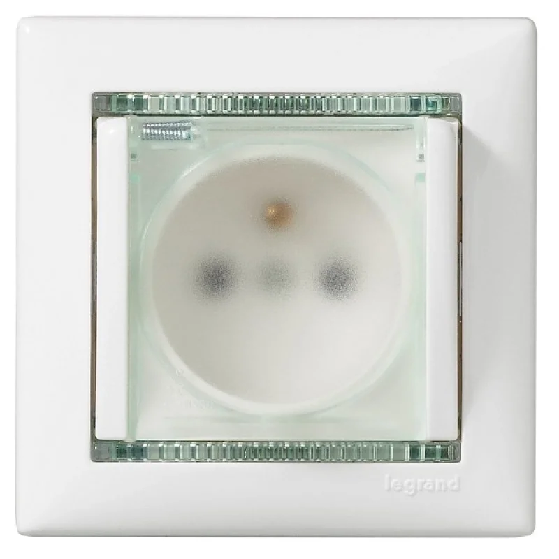 Legrand Schuko socket 2P+E IP44 White - Legrand Valena 774220