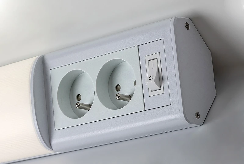 Bath 2E – LED lighting for kitchen in white, 500mm, 10W, 4000K