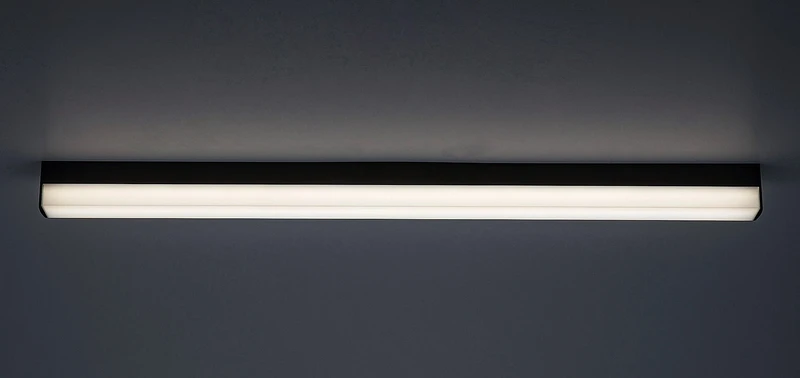 Band2 – LED осветление за кухня в черно/бяло, 835мм, 20W, 4000K