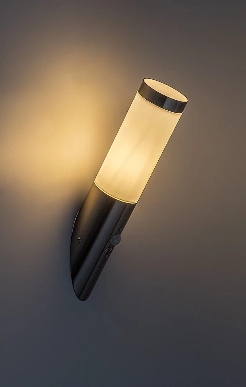 Inox torch – модерна външна стенна лампа в сатениран хром, Ø76мм, 1×E27, IP44