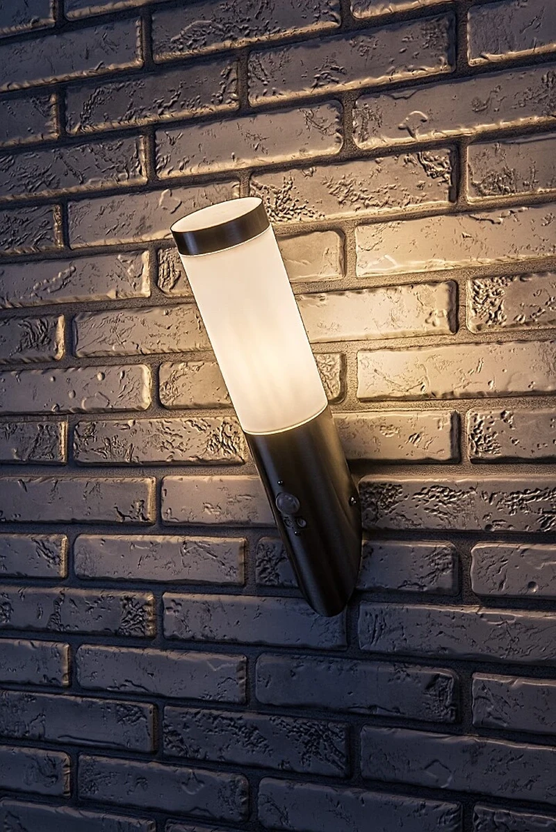 Inox torch – модерна външна стенна лампа в сатениран хром, Ø76мм, 1×E27, IP44
