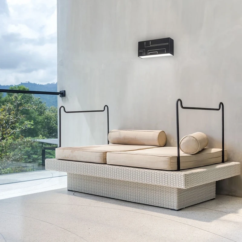 Maribor – LED outdoor wall light in black with white diffuser, 265×104mm, 12W, 4000K, IP65