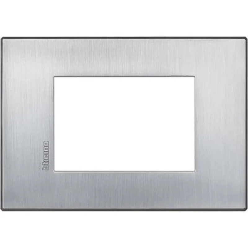 Рамка 3М AIR Chrome (CRS) - bticino Axolute AIR HW4803CRS