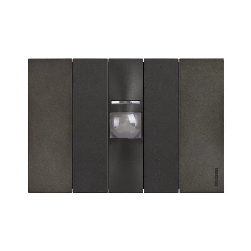 Ключ с infrared сензор за движение PIR 105° обхват 6m и h=1.2m LED ≤ 50W 1M - bticino Living Now K4431