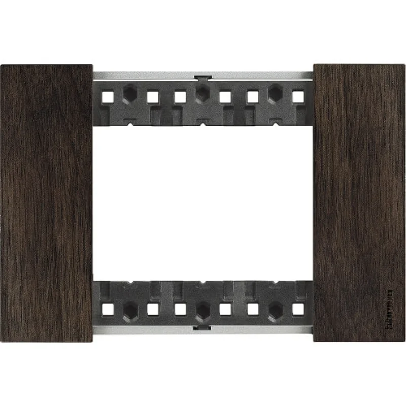 bticino Frame 3M Walnut Italian standard - bticino Living Now KA4803LG