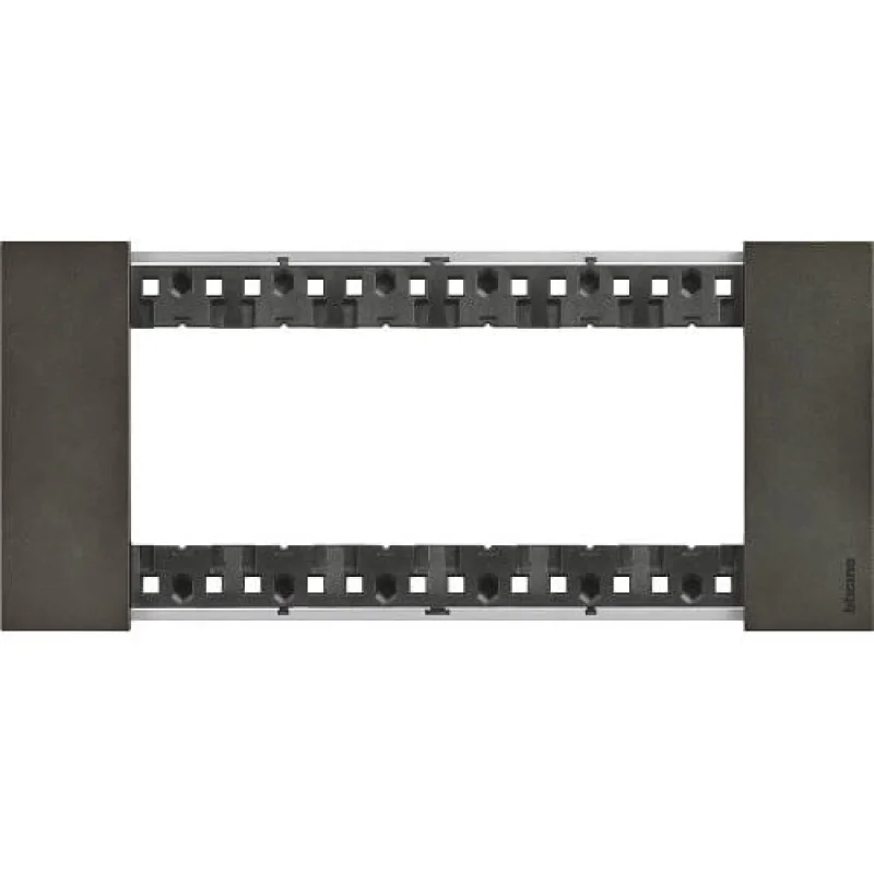 Frame 6M Space Italian standard - bticino Living Now KA4806NG
