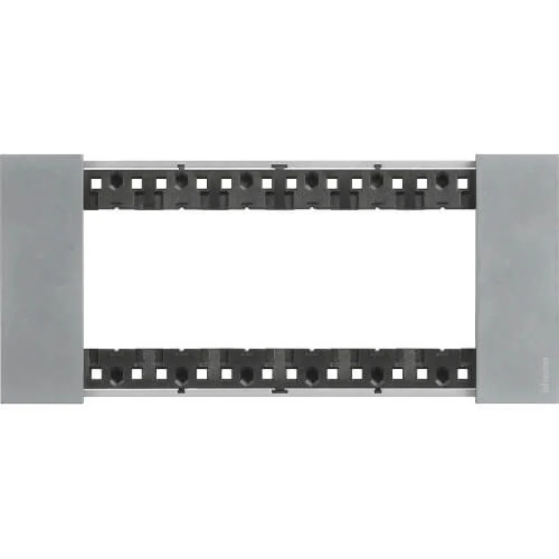 bticino Frame 6M Downlight Italian standard - bticino Living Now KA4806NW