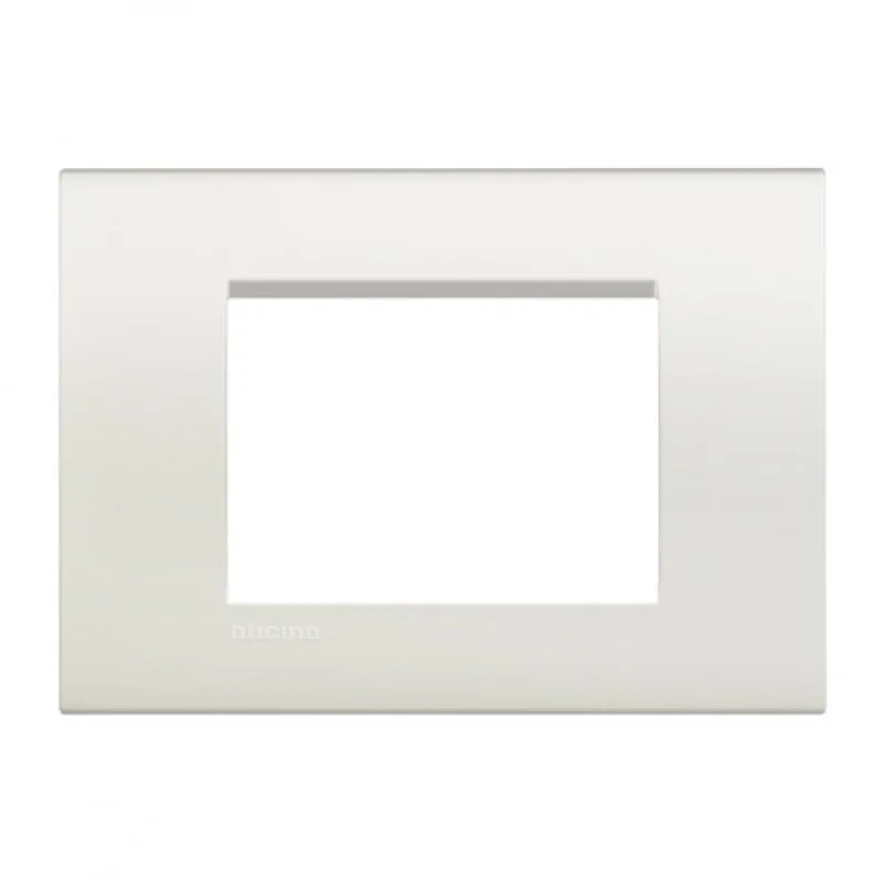 bticino Frame 3M Square White (BI) - bticino Livinglight LNA4803BI