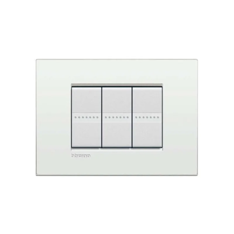 bticino Рамка 3М AIR Pure white (BN) - bticino Livinglight AIR LNC4803BN