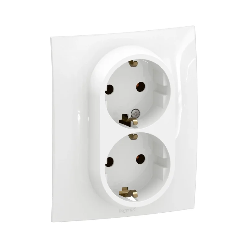 Schuko socket double 2x 2P+E 16A automatic terminals with frame White - Legrand Niloe New NP3131WH
