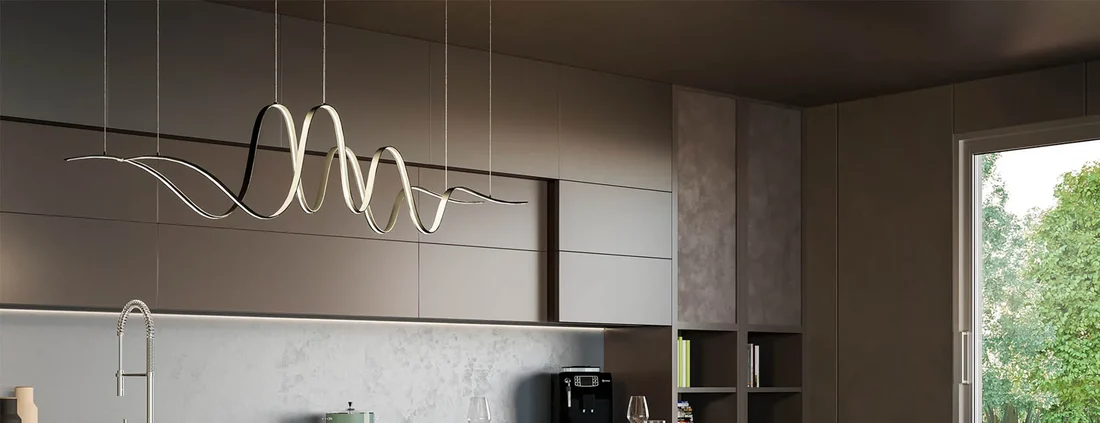 LED пендел Redo Impuls с вълнообразна форма над кухненски плот